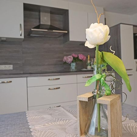 Apartment Walzthoeni By Interhome เวนส์ ภายนอก รูปภาพ