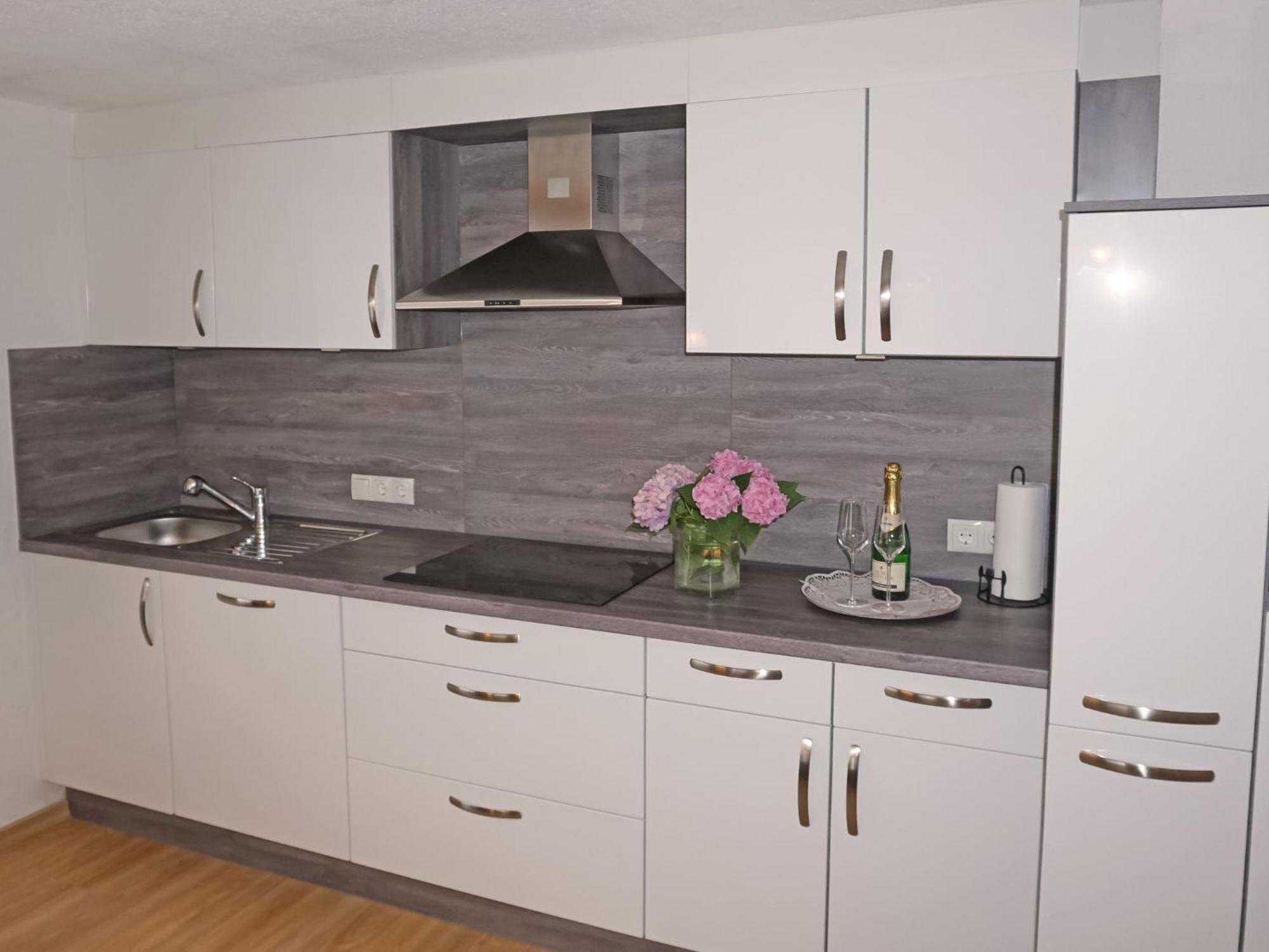 Apartment Walzthoeni By Interhome เวนส์ ภายนอก รูปภาพ
